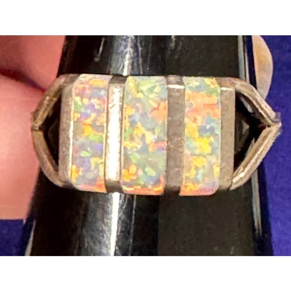 Stunning handmade 3 opal sterling silver ring artist signed CS size 7.75 native?